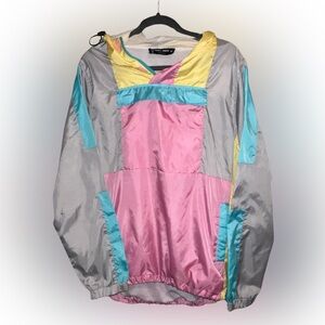 Medium Retro color block windbreaker. Size M